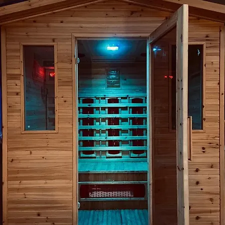 Villa Con Piscina 25 Metri *