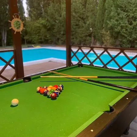 Villa Con Piscina 25 Metri *