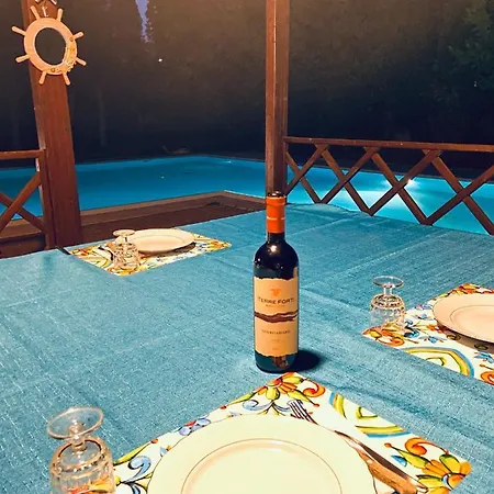 Villa Villa Con Piscina 25 Metri *